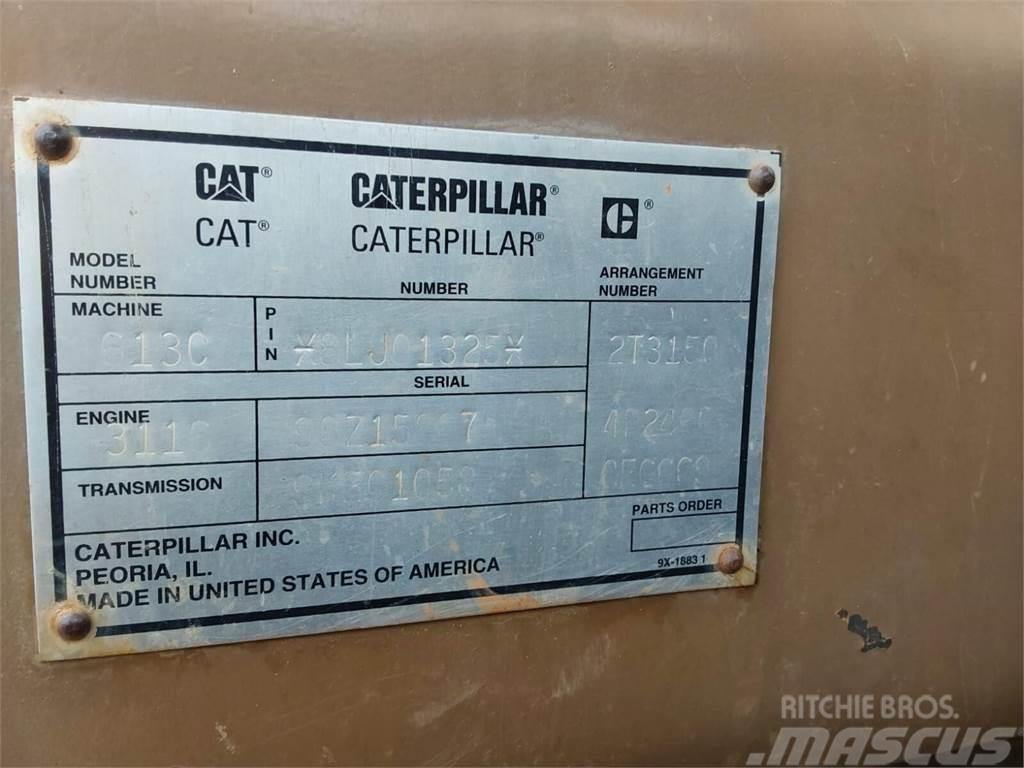 CAT 613C Rimorchi cisterna