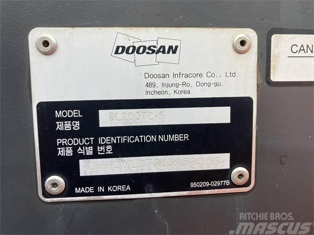 Doosan DL200TC-5 Pale gommate