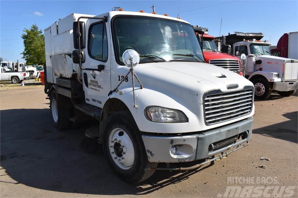 Freightliner BUSINESS CLASS M2 106 Autocarro spazzatrice