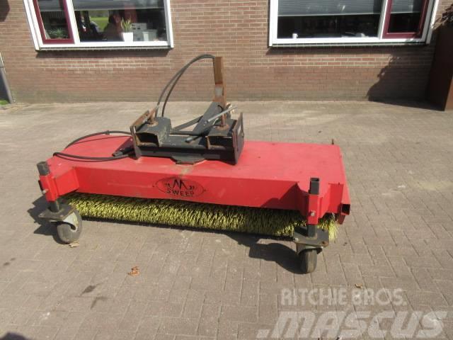 M SWEEP 200 Spazzatrici
