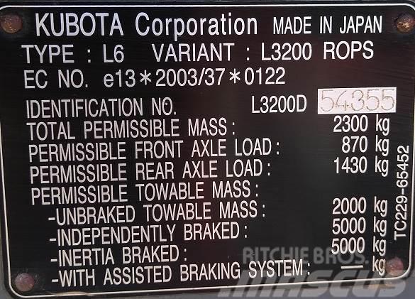 Kubota L3200D TRACTOR Altro