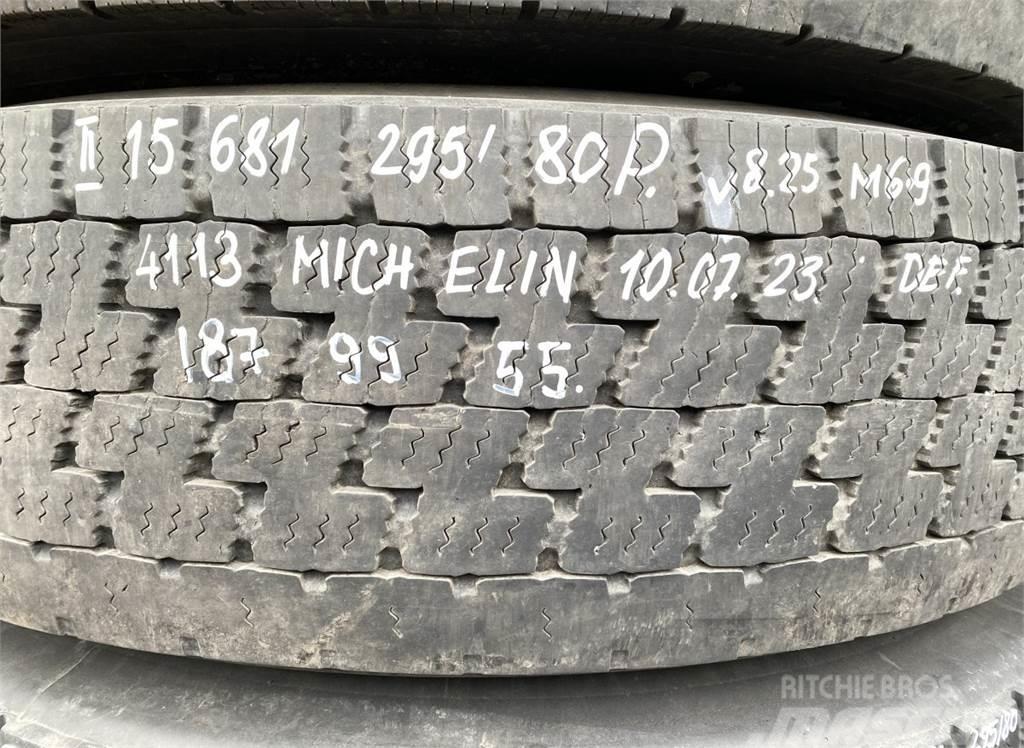 Michelin 4-Series bus K124 Pneumatici, ruote e cerchioni