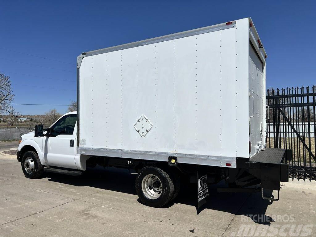 Ford F-350 12’Long Van Body With Lift Gate Camion cassonati