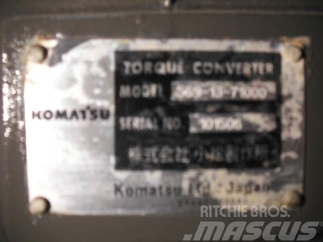 Komatsu HD605-7 gearbox Transmission Dumper a telaio rigido