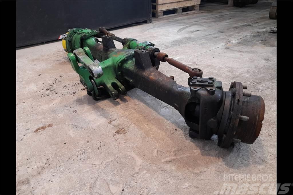 John Deere 6130M Disassembled front axle Trasmissione