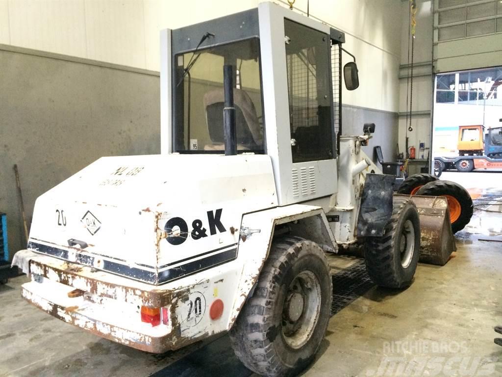 O&K L 10 B (For parts) Pale gommate