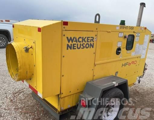 Wacker Neuson HIF 690 Veicoli utilitari