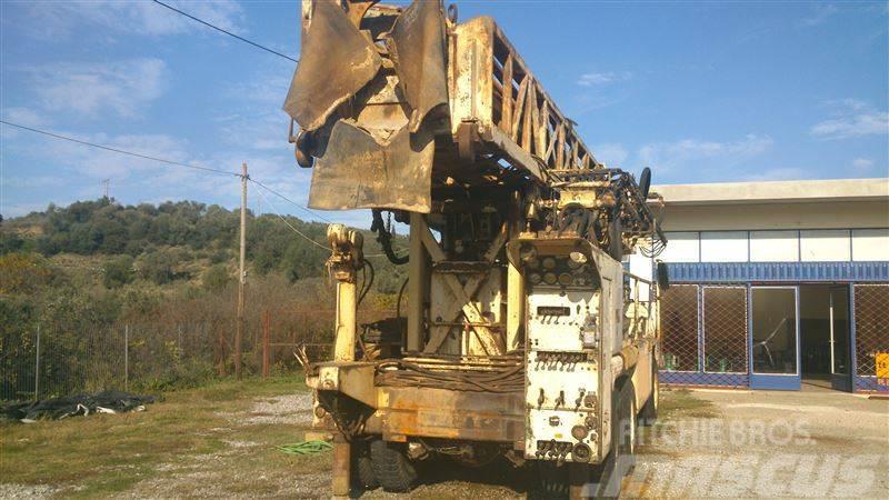 DrilTech D40K Drill Rig Perforatrici di superficie