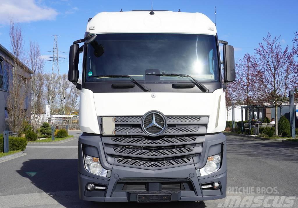 Mercedes-Benz Actros 2542 Low Deck 6×2 E6 / Chassis / third stee Autocabinati