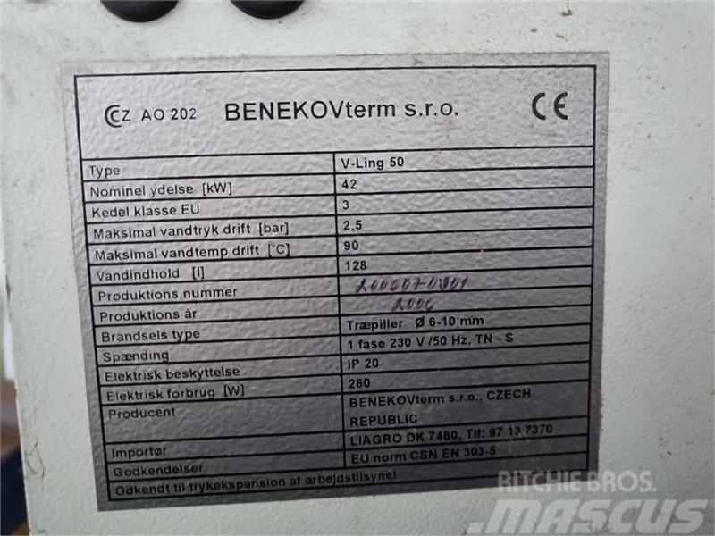  Benekov  Ling 50 med skorsten Caldaie e fornaci a biomassa