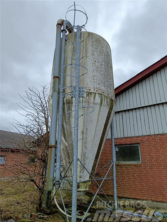 Skiold MC 15 glasfiber silo Macchinari per scaricamento di silo