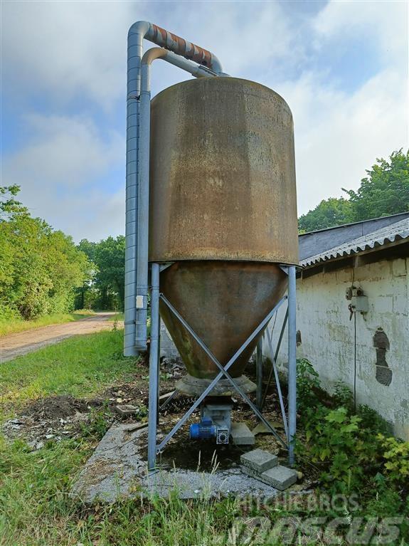 Tunetank ca. 3 tons Macchinari per scaricamento di silo