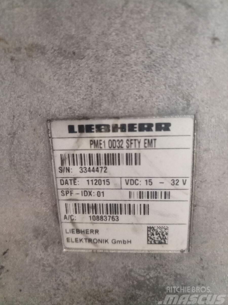 Liebherr R926 LC Componenti elettroniche