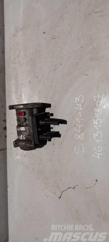 Scania 94.230 brake main valve 4613151807 Freni
