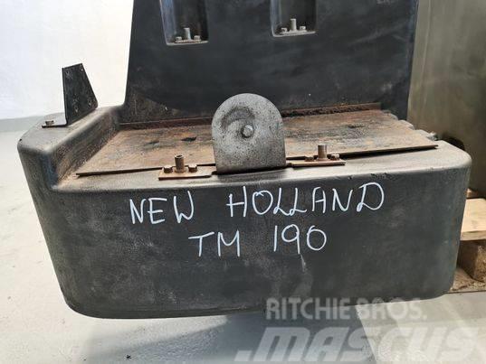 New Holland TM 175 fuel tank Cabine e interni