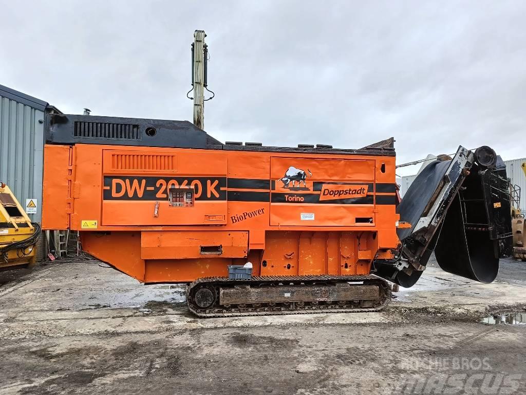 Doppstadt DW 2060 K BioPower shredder waste wood remote Trituratori di rifiuti