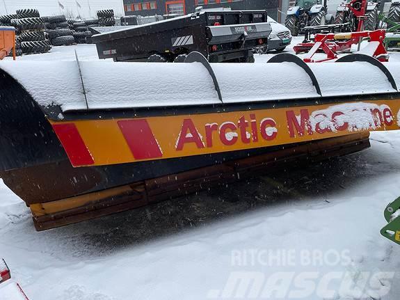 Arctic Machine 370 Lame spazzaneve e aratri