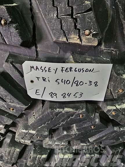 Massey Ferguson Hjul par: Nokian hakkapelitta tri 540/80 38 Pronar Pneumatici, ruote e cerchioni