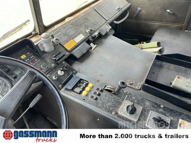 Scania SBA 111A 4x4 Camion con sponde ribaltabili