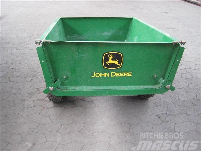 John Deere Vogn 13 Altre macchine per la manutenzione del verde e strade
