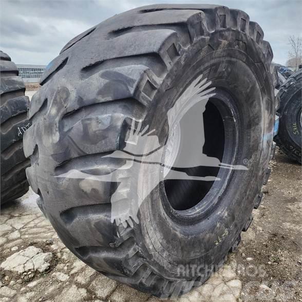 Michelin 35/65R33 Pneumatici, ruote e cerchioni