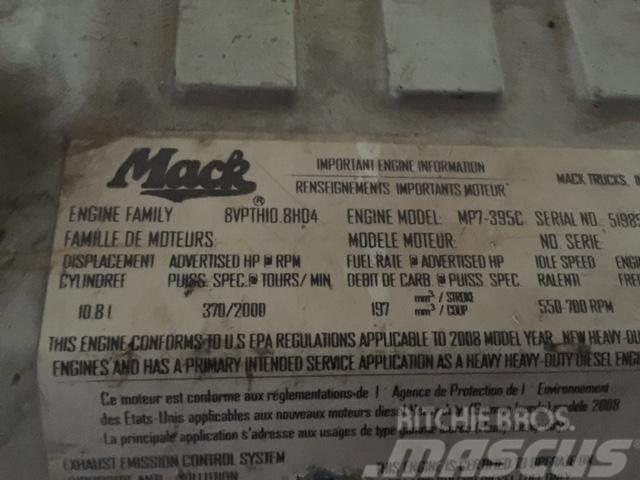 Mack MP7 Motori