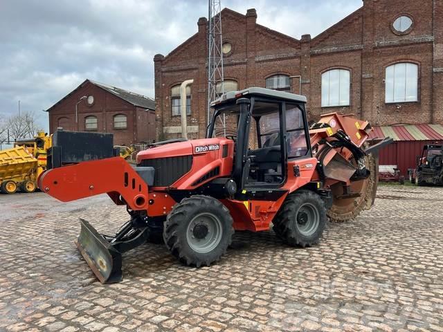 Ditch Witch RT125 Scavafossi