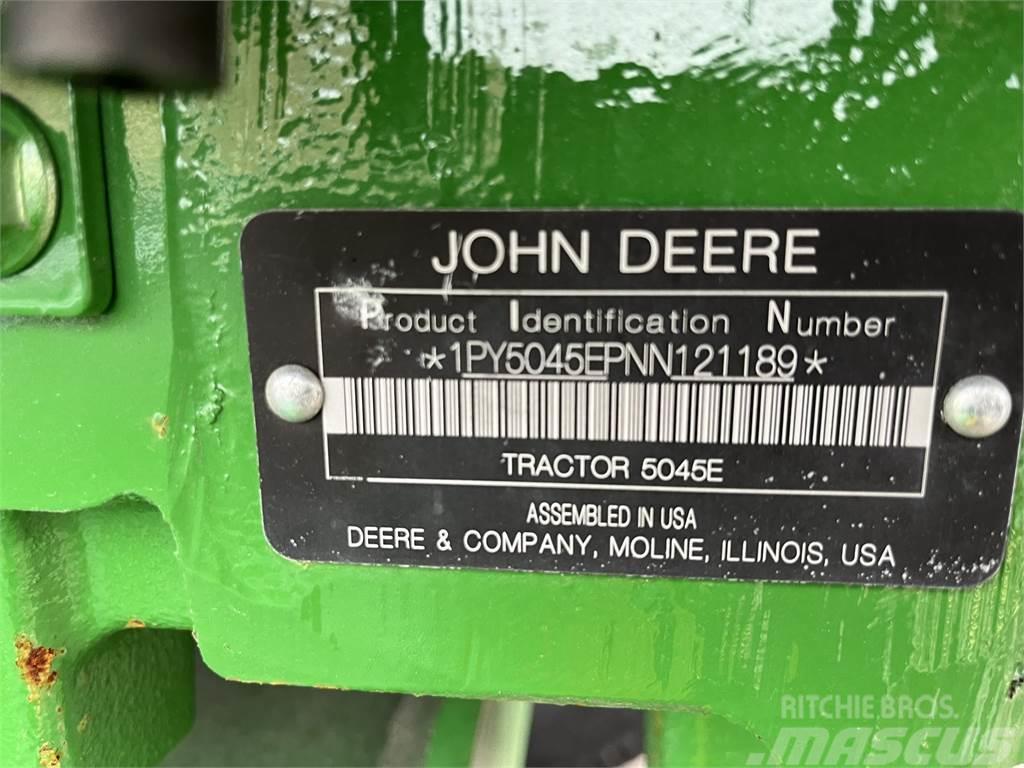 John Deere 5045E Trattori