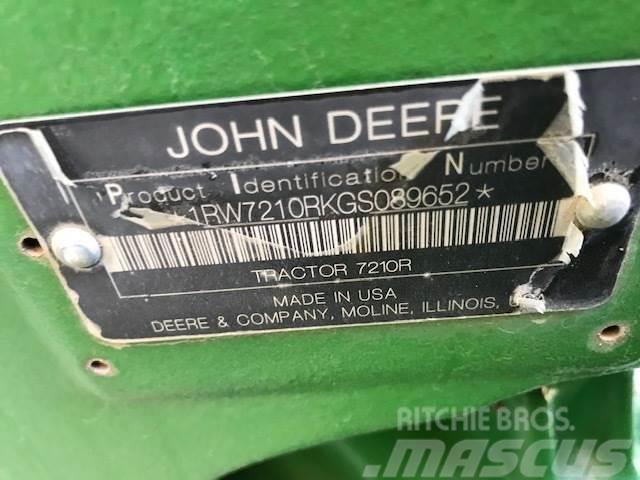 John Deere 7210R Trattori