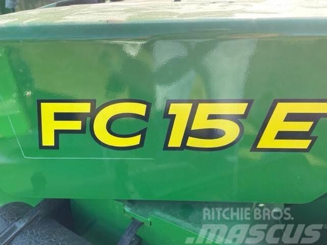 John Deere FC15E Trinciatrici, tagliatrici e srotolatrici per balle