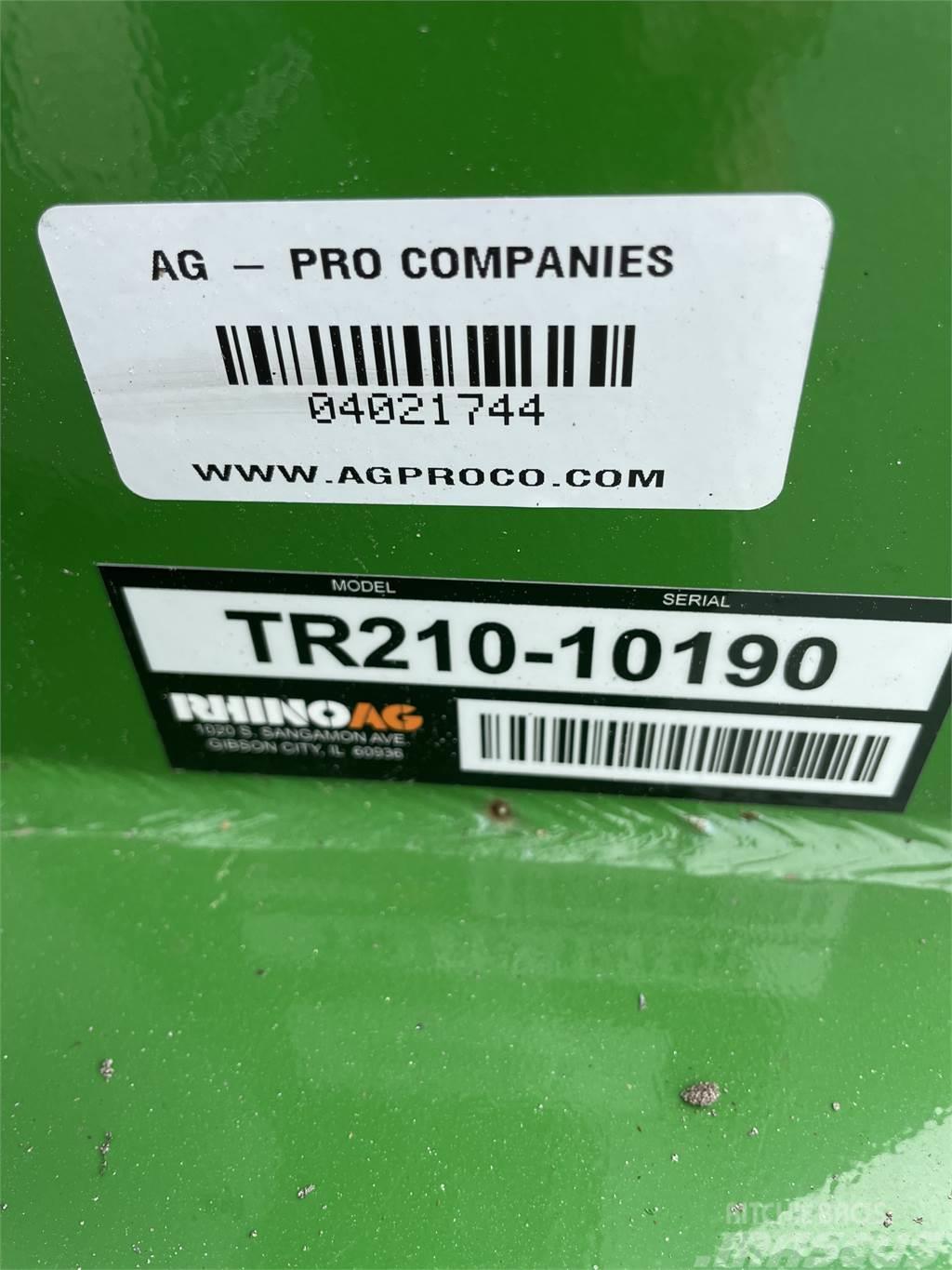Rhino TR210 Trinciatrici, tagliatrici e srotolatrici per balle
