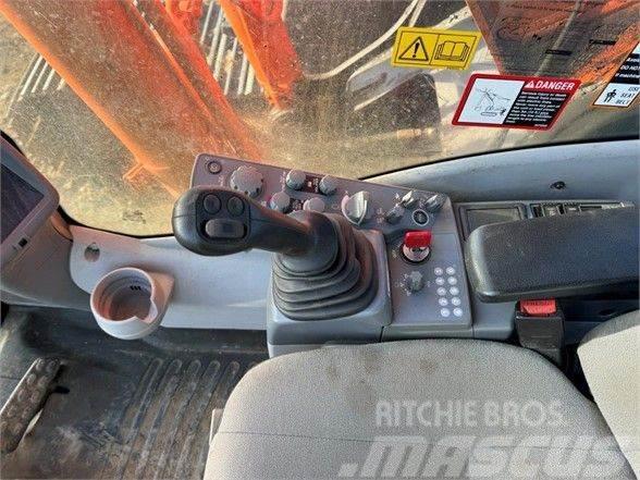Hitachi ZX250LC-5N Excavator with Hydraulic Thumb ZX250LC- Escavatori cingolati