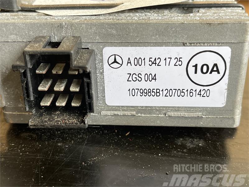 Mercedes-Benz MERCEDES ECU ZGS 004 A0015421725 Componenti elettroniche