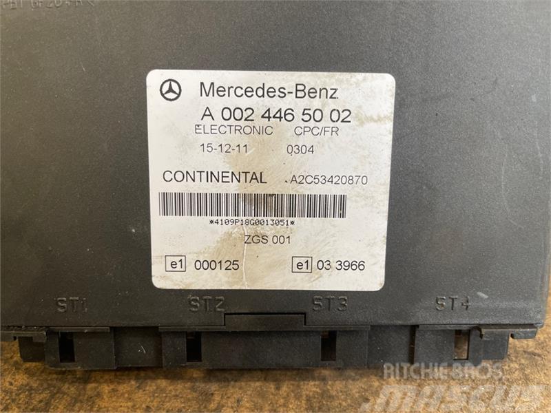 Mercedes-Benz MERCEDES ECU ZGS CPC FR A0024465002 Componenti elettroniche