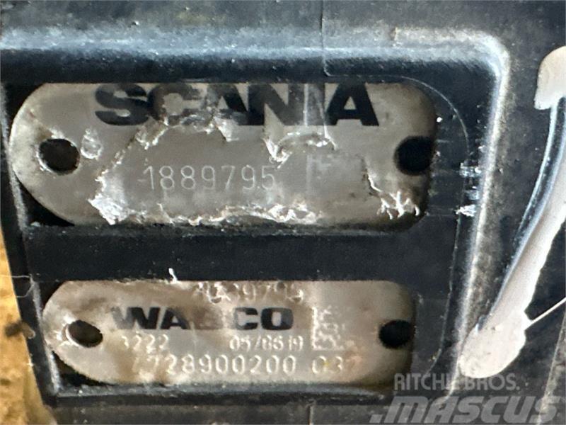 Scania  VALVE 1889795 Radiatori