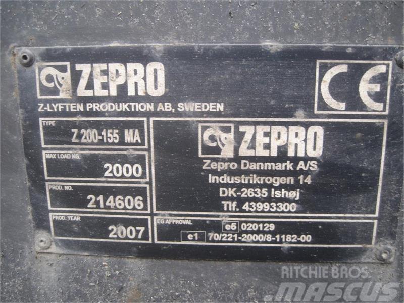  - - -  Zepro Z lift Rampe