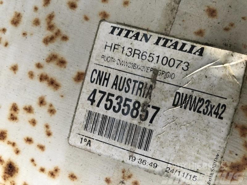 Titan 23x42 10 huls fra NH T7.315 Pneumatici, ruote e cerchioni