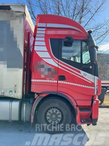 Iveco AS26SYS46 6X2 E6 HINTEN GELENKTE ACHSE Motrici centinate