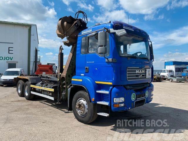 MAN TGA 26.440 6X4 for containers with crane vin 874 Autogru