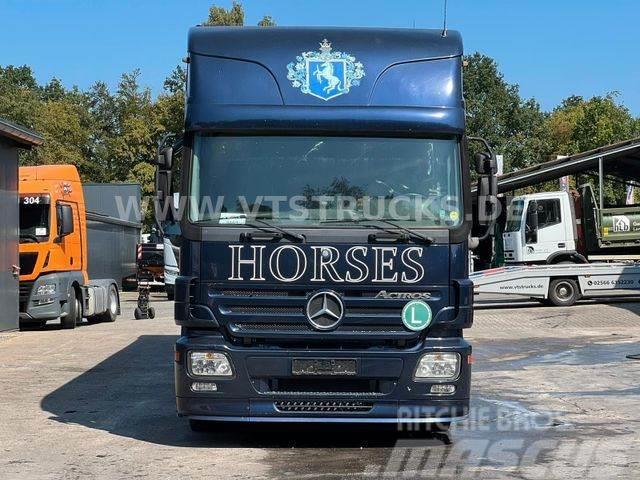 Mercedes-Benz Actros 1836 Pferdetransporter+Wohnabteil 6.Pferd Camion per trasporto animali