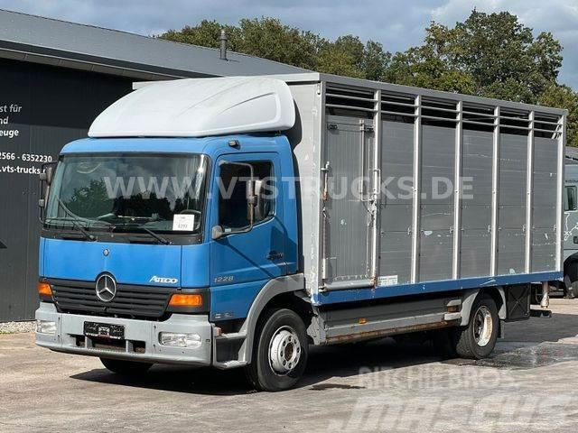 Mercedes-Benz Atego 1228 4x2 Blatt-/Luft 1.Stock Stehmann Camion per trasporto animali