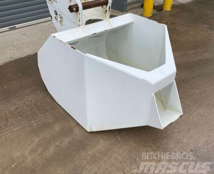 MB Crusher Conquip Concreate Bucket Benne