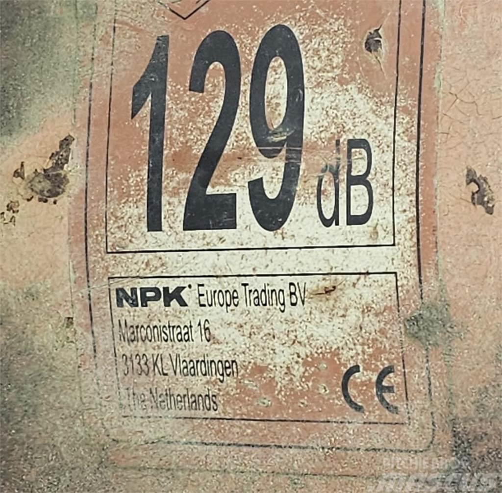 NPK E-210 C iskuvasara NTP10 kiinnikkeellä Martelli - frantumatori