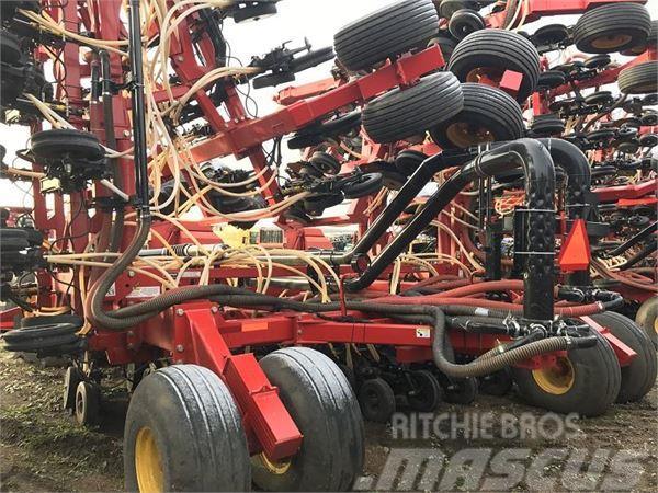 Bourgault 3720-70 Perforatrici