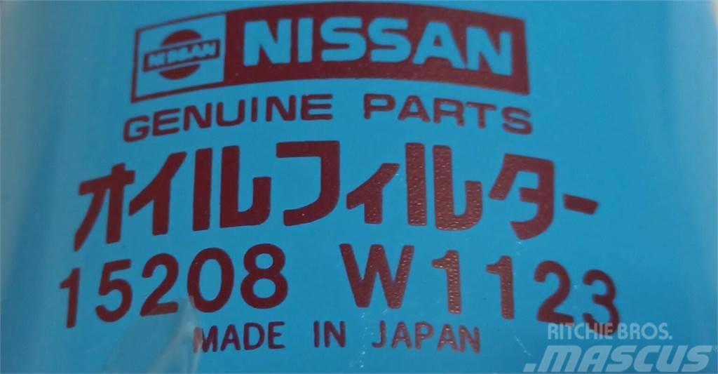 Nissan  Motori