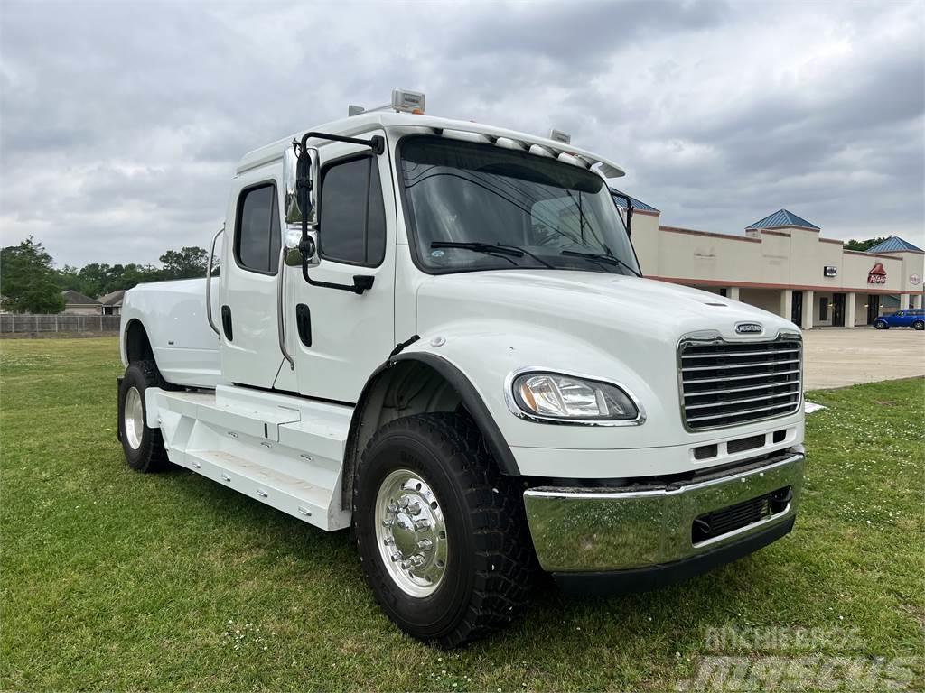 Freightliner M2 Sport Chassis Altro