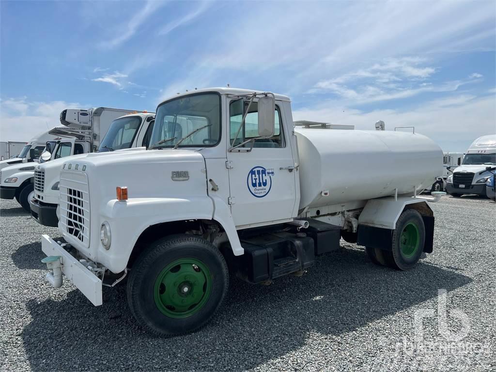 Ford 7000 Autocisterne