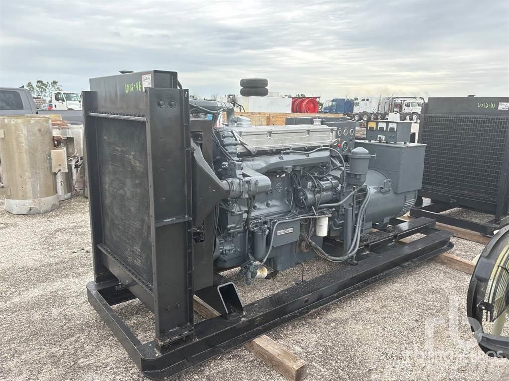 Newage 350 kW Skid-Mounted Generatori diesel