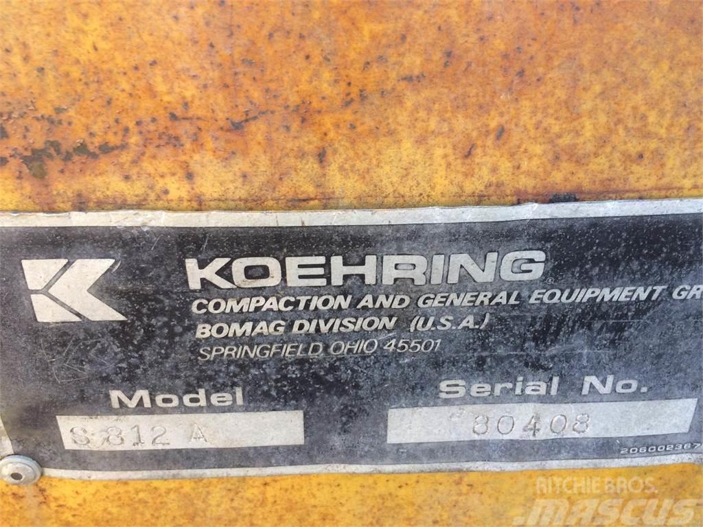 Koehring S812A Rulli monotamburo