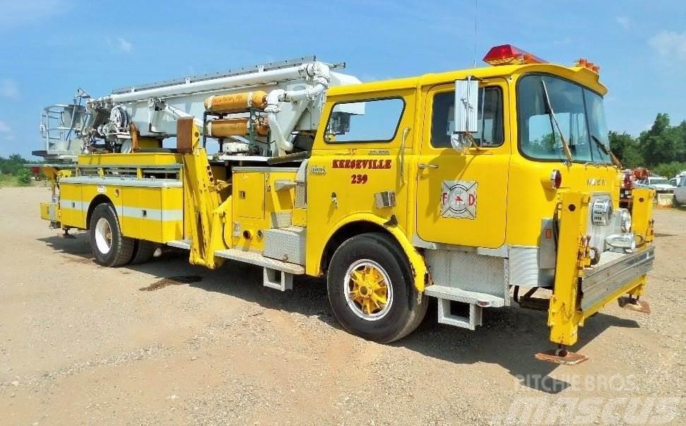 Mack CF685 Camion Pompieri